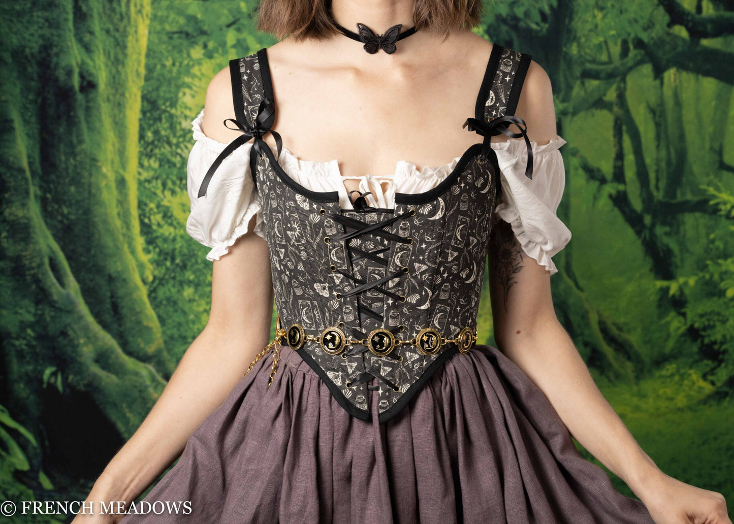 Load image into Gallery viewer, Black Witchy Renaissance Bodice

