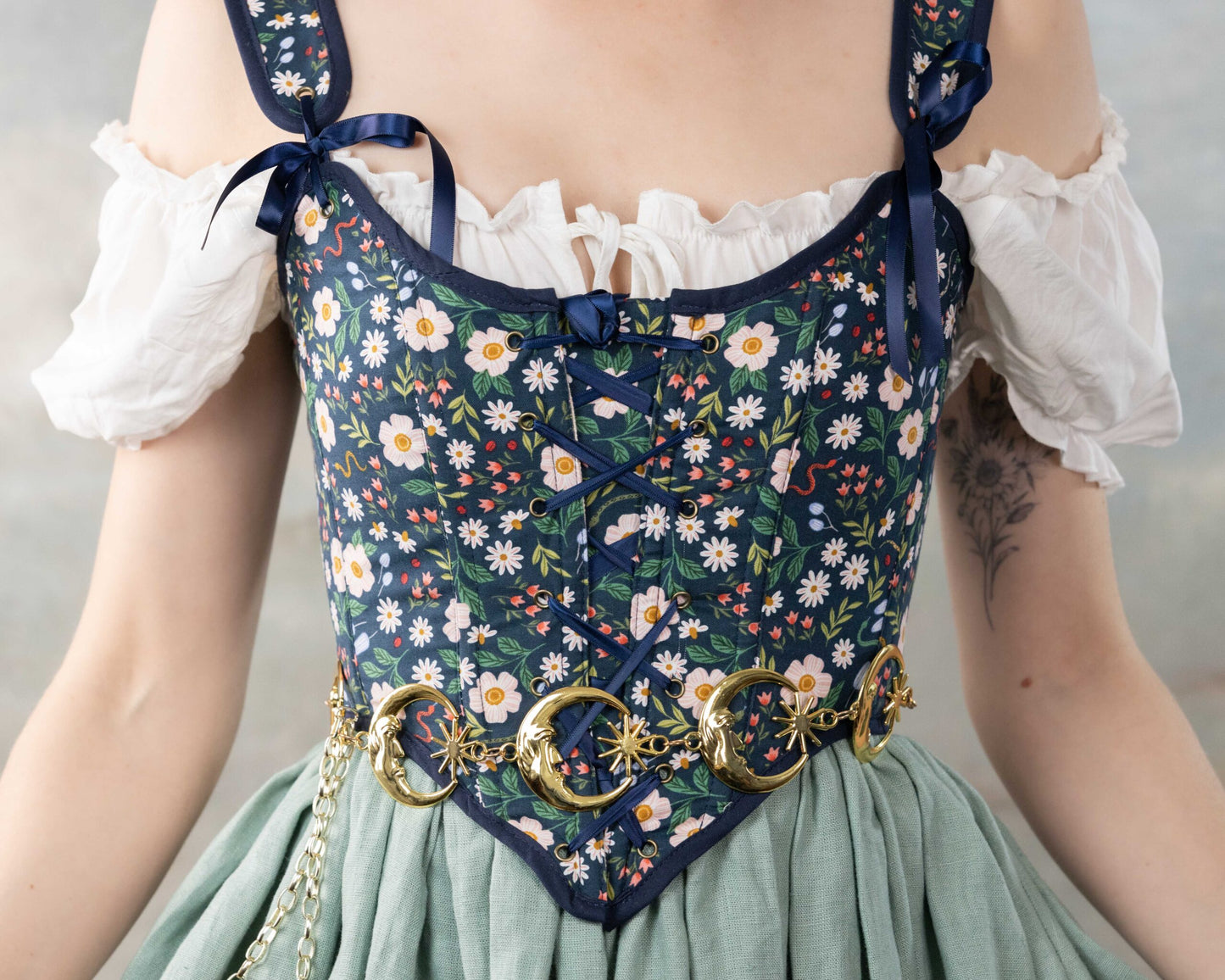 Load image into Gallery viewer, Garden Snakes Blue Floral Renaissance Bodice
