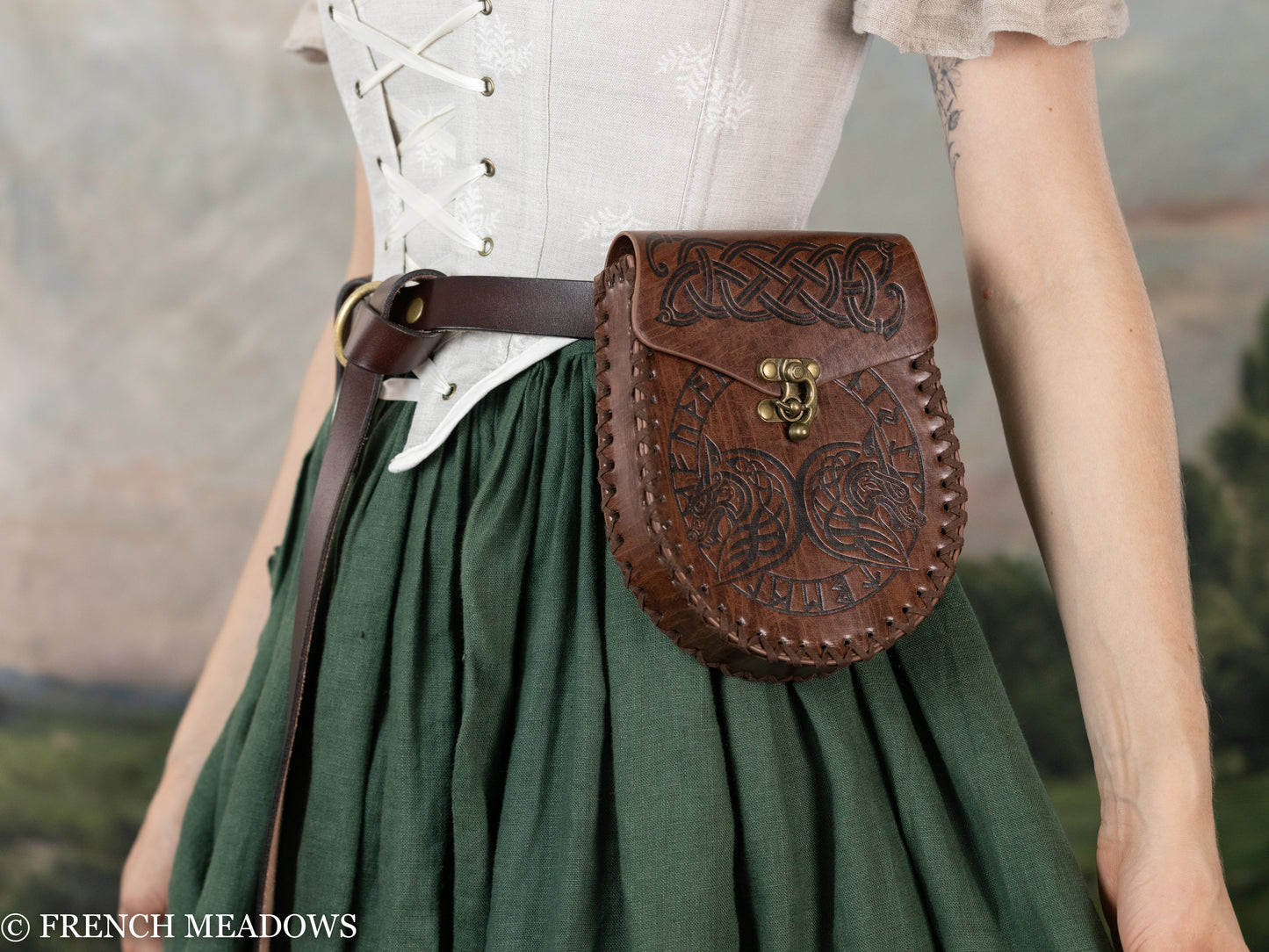 Leather clearance belt pouch