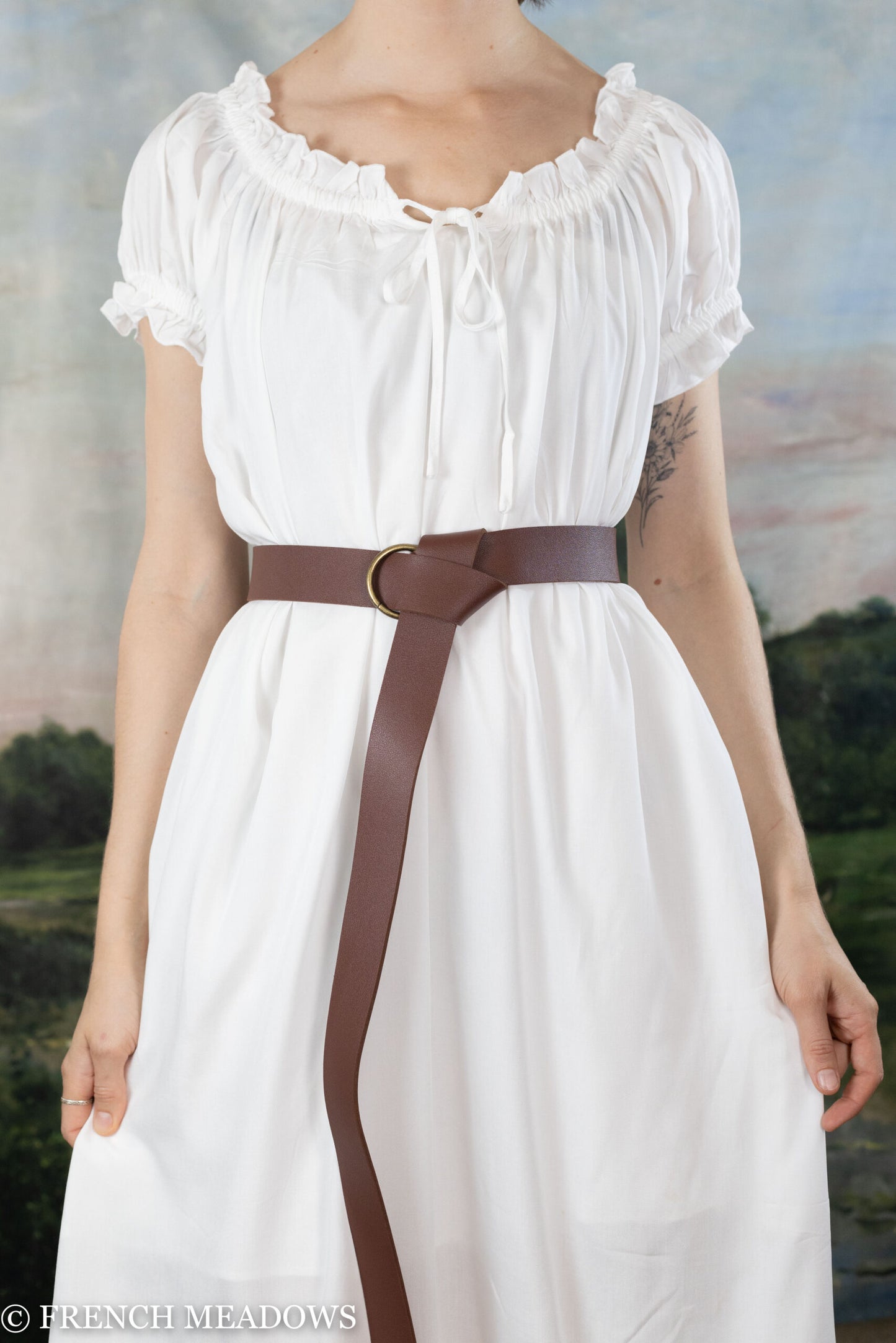  Lace Trimmed Medieval Chemise Ren Faire Underdress (S/M) White:  Clothing, Shoes & Jewelry