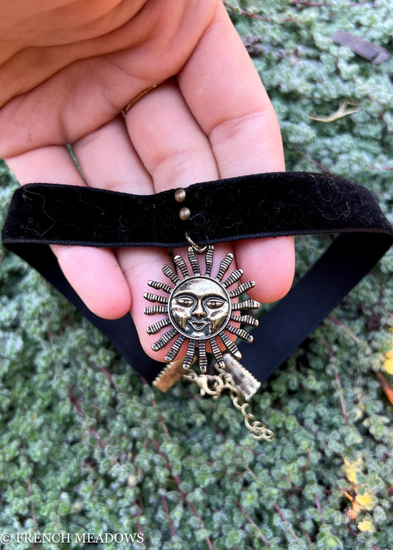 Load image into Gallery viewer, Tarot Choker Necklace
